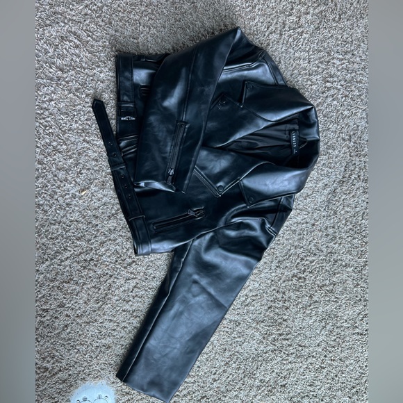 STATEN ISLAND JACKET | PRINCESS POLLY | SZ 6M | BLACK | WORN ONCE - Picture 3 of 5